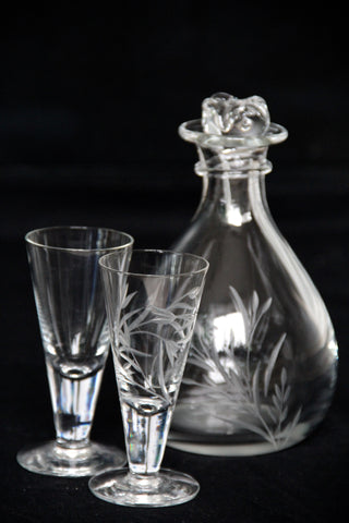 Vodka decanter with shot glasses